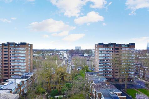 Flat 65 Raynham (13).JPG