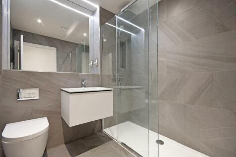 Master En-Suite