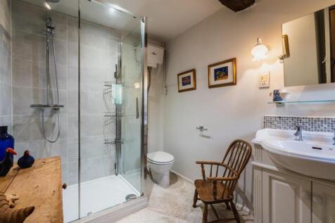 Family Shower Room