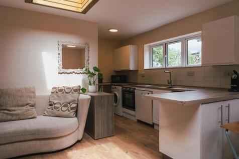 Living Kitchen (Studio)