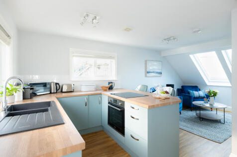 67aa1cb1908b5_Strand House-34