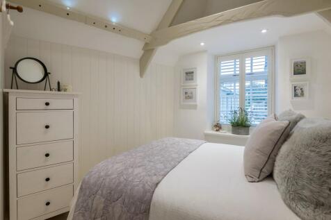 65e89cea137f4_DW-2020-08-18-Cor-Anglais-Port-Isaa