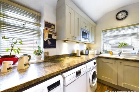 Kitchen (a)