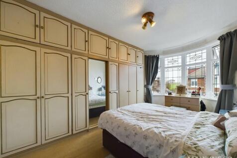 Master Bedroom (c...