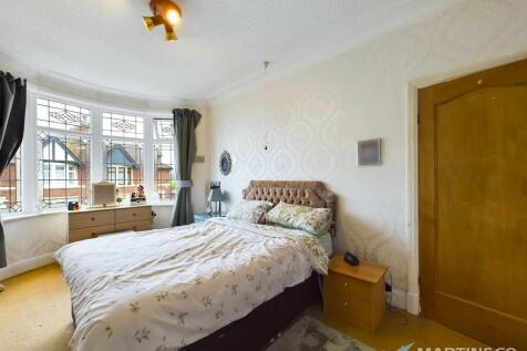 Master Bedroom (b...