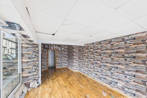 CAM02318G0-PR0529...