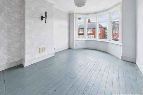 CAM02318G0-PR0560...