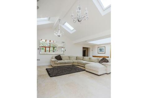 Ballaclucas Farm, Top Road, Crosby (5).jpg