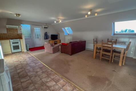 Apt 1 Carrera House-4.jpg