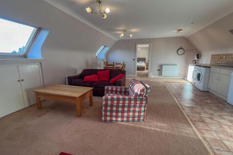 Apt 1 Carrera House-6.jpg