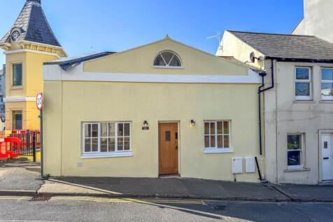 1 Strand Road, Port Erin (1).jpg