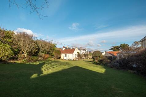 LG-Willoughby Fistard Road Port St Mary-38.jpg