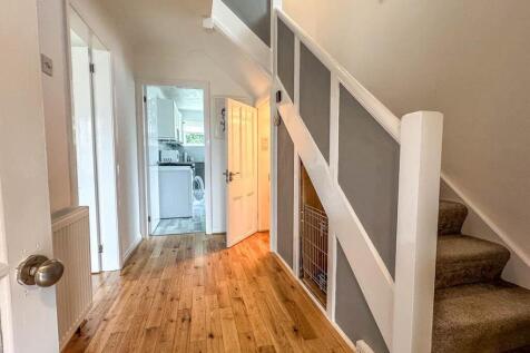 35 Auburn Road, Onchan (5).jpg