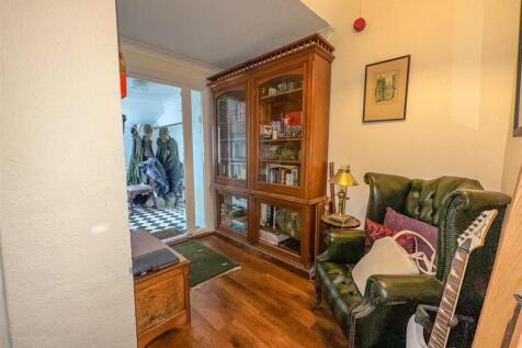 garden flat (30).jpg