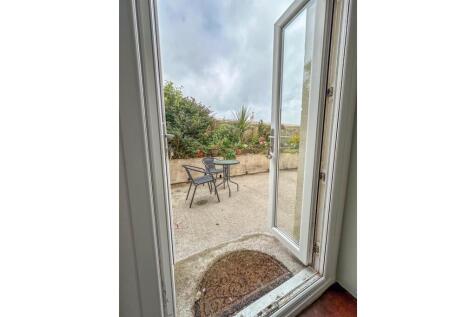 garden flat (48).jpg