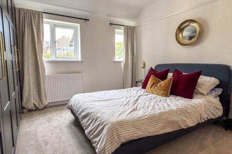 54 King Edward Road, Onchan (13).jpg