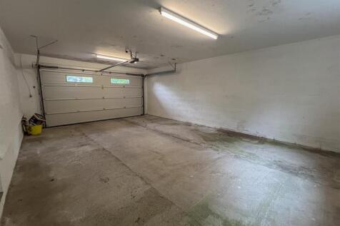 Ballaclucas QB Road-09.jpg