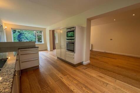 Ballaclucas QB Road-15.jpg