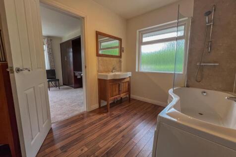 Ballaclucas QB Road-26.jpg