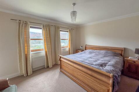 11 Close Cronk (14).jpg