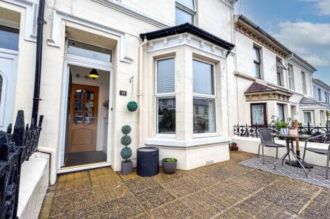 18 Victoria Avenue, Douglas (37).jpg