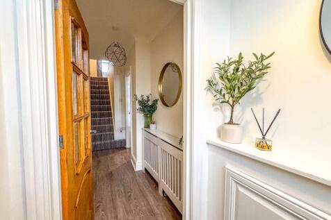 18 Victoria Avenue, Douglas (32).jpg