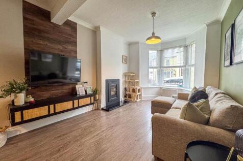 18 Victoria Avenue, Douglas (20).jpg