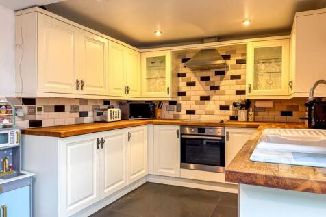 18 Victoria Avenue, Douglas (16).jpg