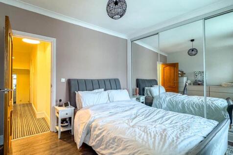 18 Victoria Avenue, Douglas (43).jpg