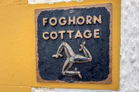 Foghorn Cottage, Douglas (18).jpg