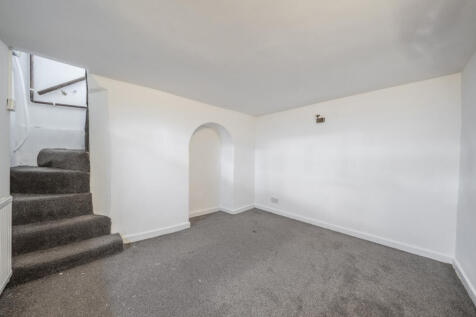 1349486-9-68c5754...