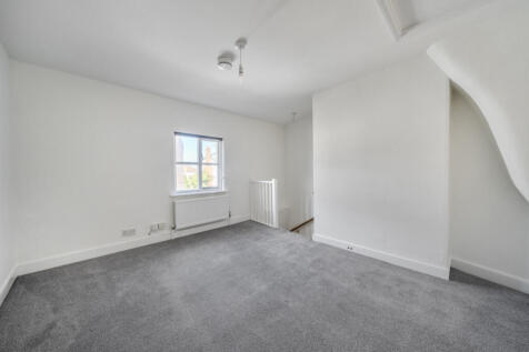 1349486-8-68c5753...