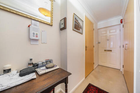 1353213-9-68d1286...