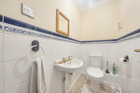 1365375-14-68e7d8...