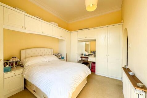 Bedroom/En-Suite