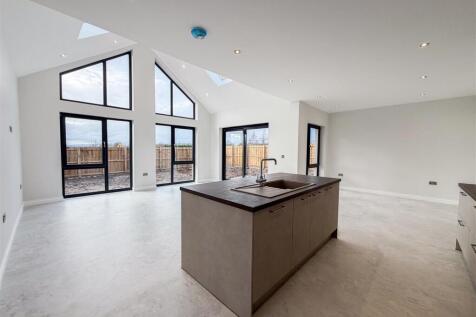 Lounge/Kitchen/Dining