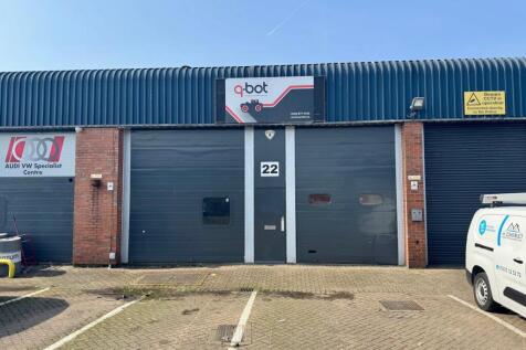 22 Hawthorn Centre 9.jpg