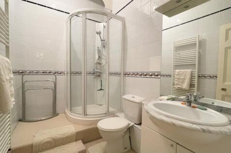 En-Suite Shower Room
