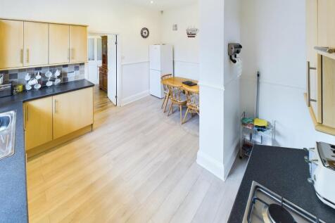 Kitchen/Break Room