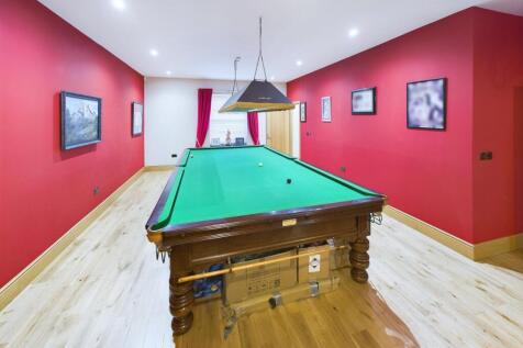 Games/Dining Room