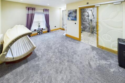 Bedroom/Nursery