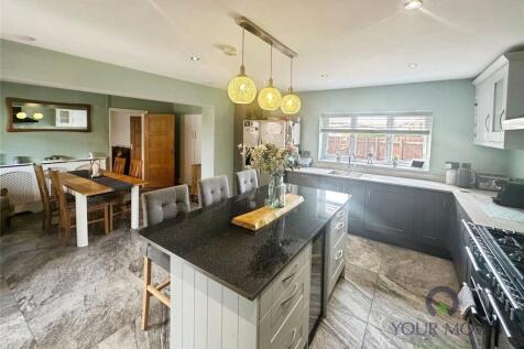Kitchen/Dinng Room