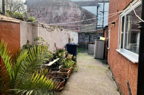 Rear Courtyard