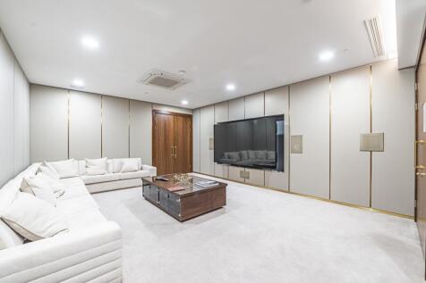 Cinema room - res...
