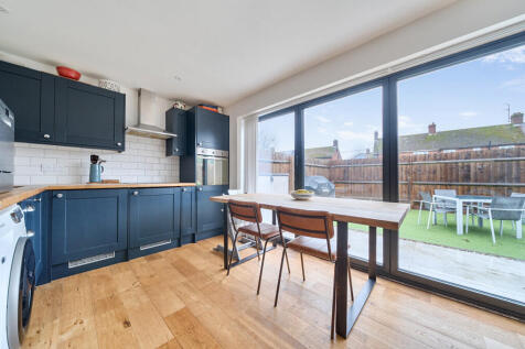 Kitchen/Sitting Room