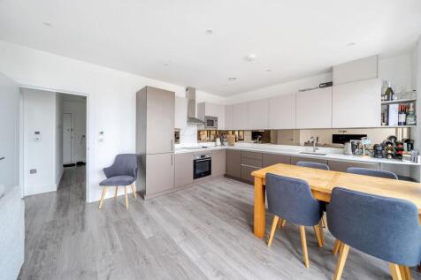 Open Plan Kitchen - Dining - Living