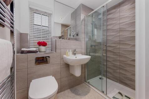 En-Suite Shower