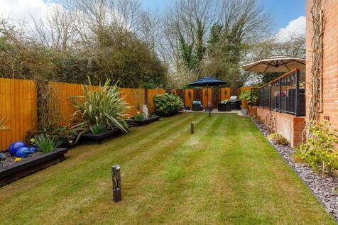 Landscaped Rear Garden