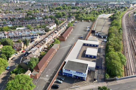 EDIT_Gap Road Warehouse_Photomontage_Cam01.jpg