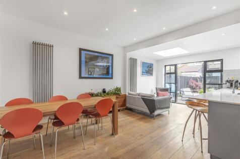 James_anderso aemesdyke_avenue-sw14__19_.jpg